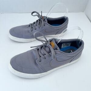 Nike SB Solorsoft Portmore II Sneakers Size 8.5 Gray Skate Shoe Lace Up Low Top